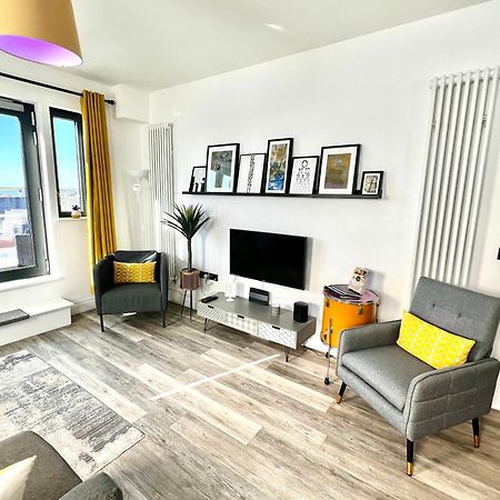 Apartamento The Penthouse Margate, Balconies, Sea View, Gated Parking, Air Con! Exterior foto