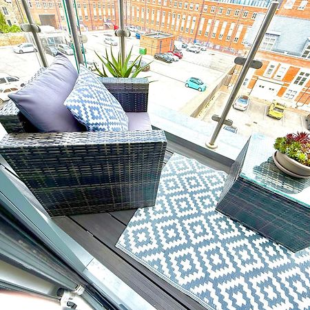 Apartamento The Penthouse Margate, Balconies, Sea View, Gated Parking, Air Con! Exterior foto