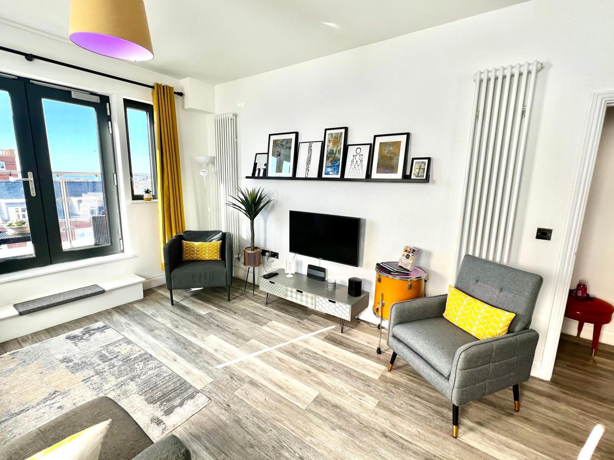 Apartamento The Penthouse Margate, Balconies, Sea View, Gated Parking, Air Con! Exterior foto